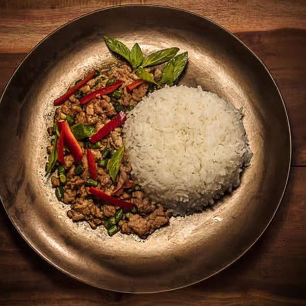 Pad Kra Praow | Basil & Chili